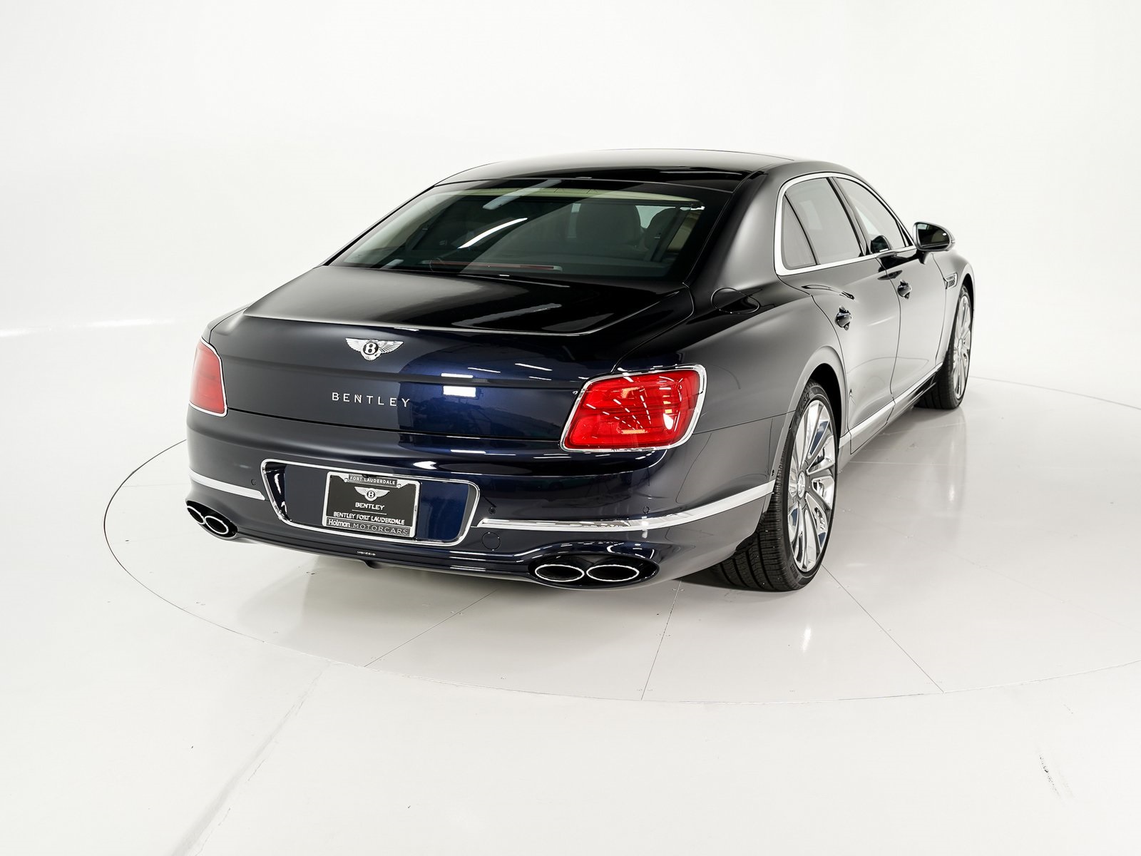 2024 Bentley Flying Spur Mulliner V8 photo 4