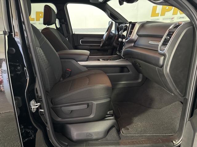 2025 Ram 2500 Big Horn photo 20