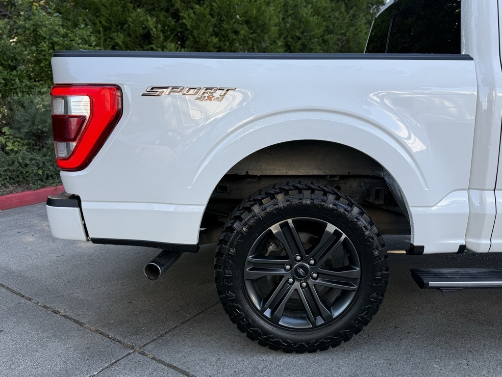 2021 Ford F-150 Lariat photo 12