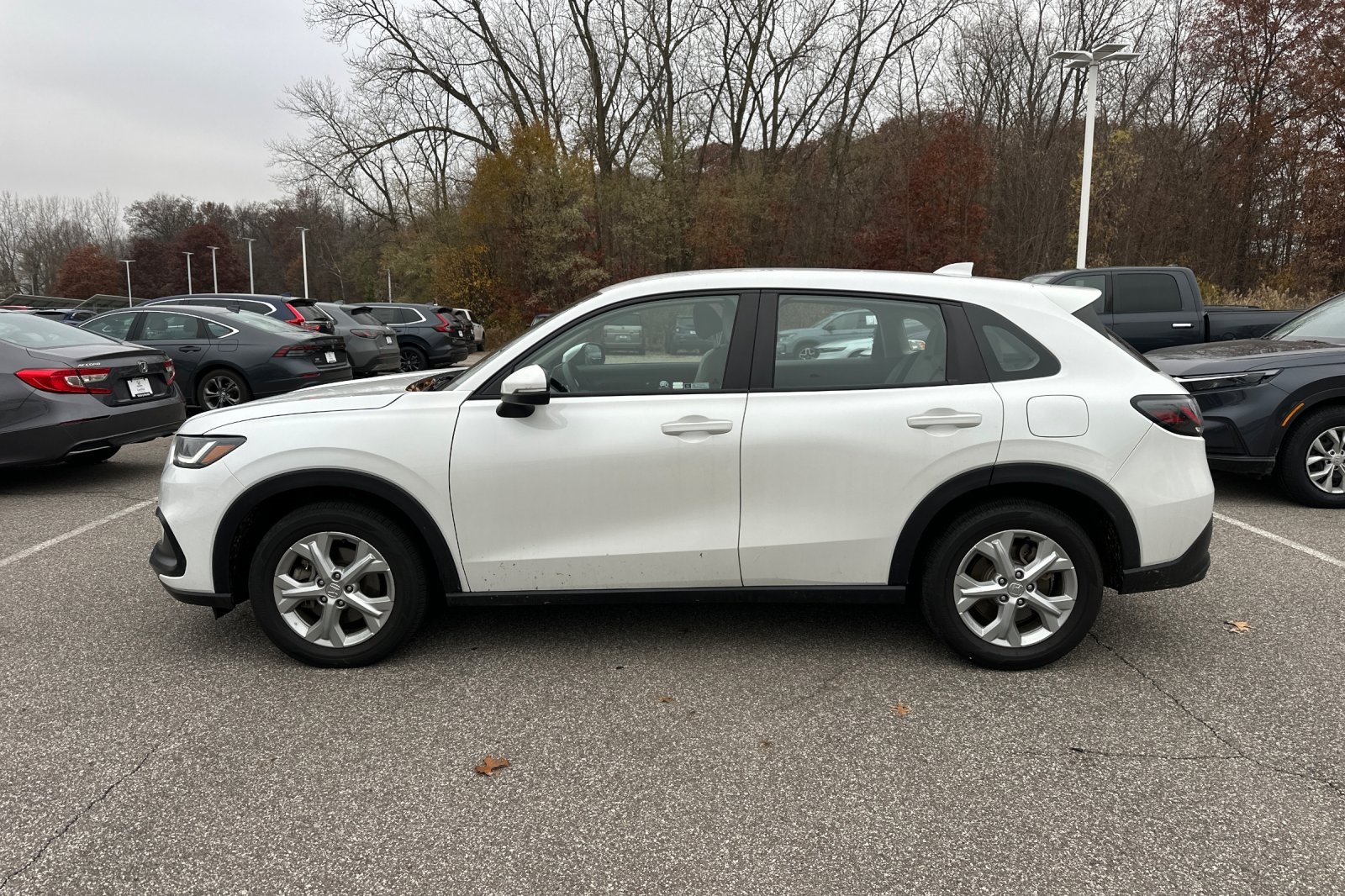 2023 Honda HR-V LX photo 2