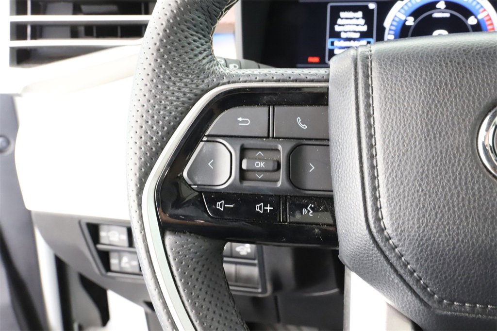 2024 Toyota RAV4 LE photo 25