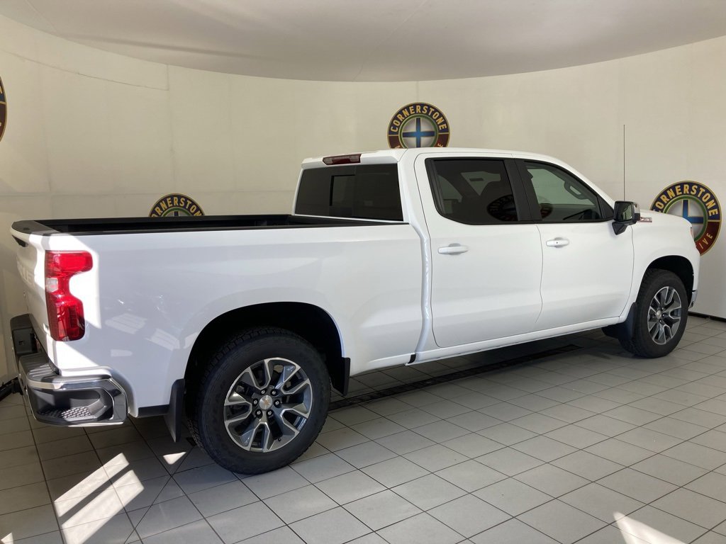 2026 Chevrolet Silverado 1500 LT photo 18
