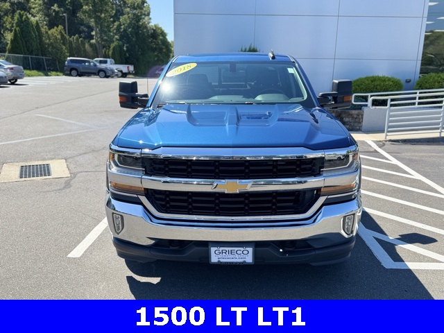 2018 Chevrolet Silverado 1500 LT photo 2