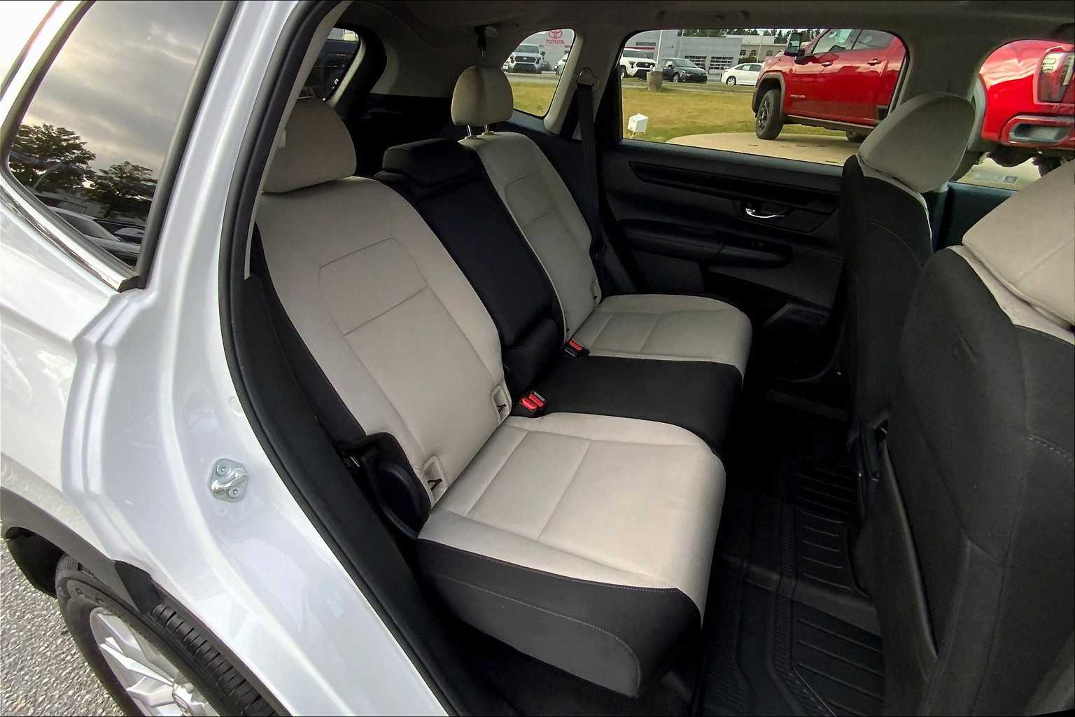 2023 Honda CR-V EX photo 17