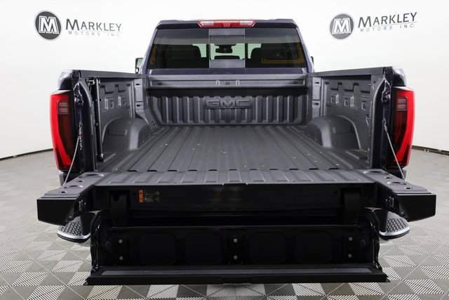 2025 Gmc Sierra 2500 HD SLT photo 3