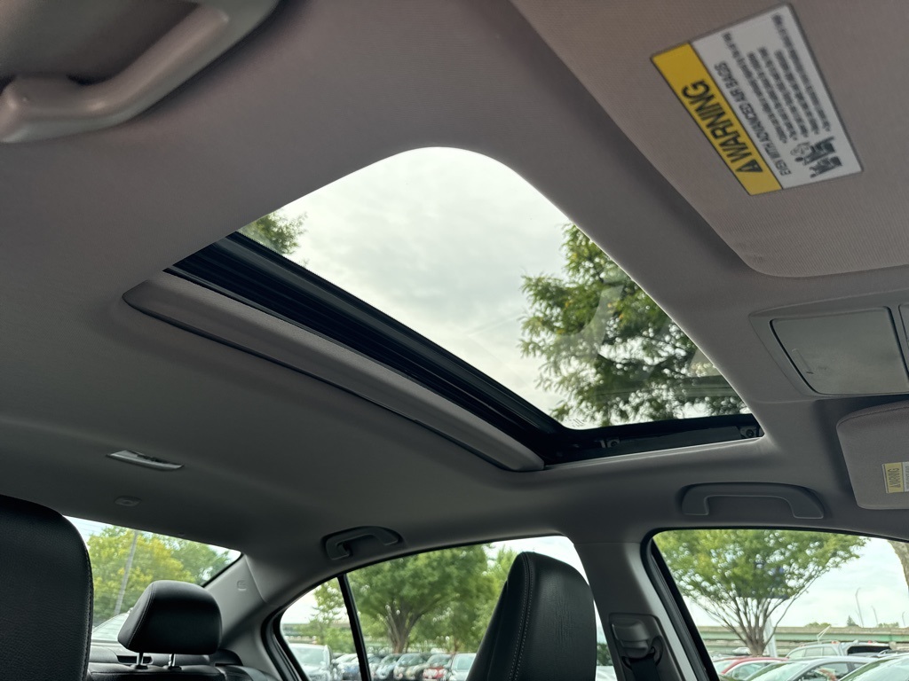 2016 Honda Accord EX-L photo 31