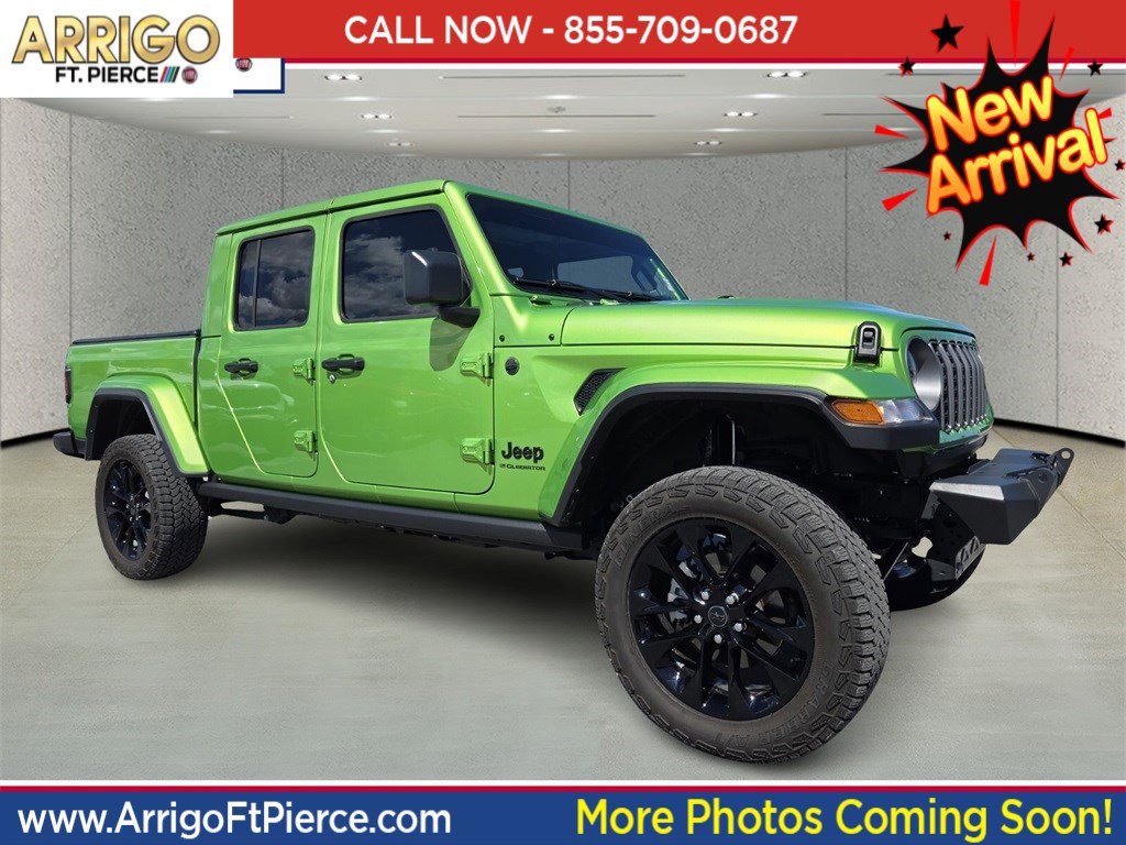 2025 Jeep Gladiator Nighthawk's photo