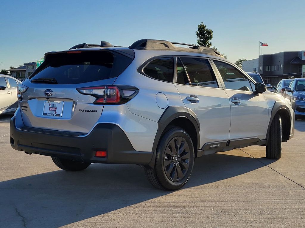 2025 Subaru Outback Onyx Edition photo 4
