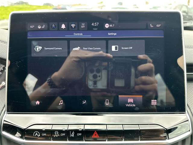 2025 Jeep Compass Latitude photo 25
