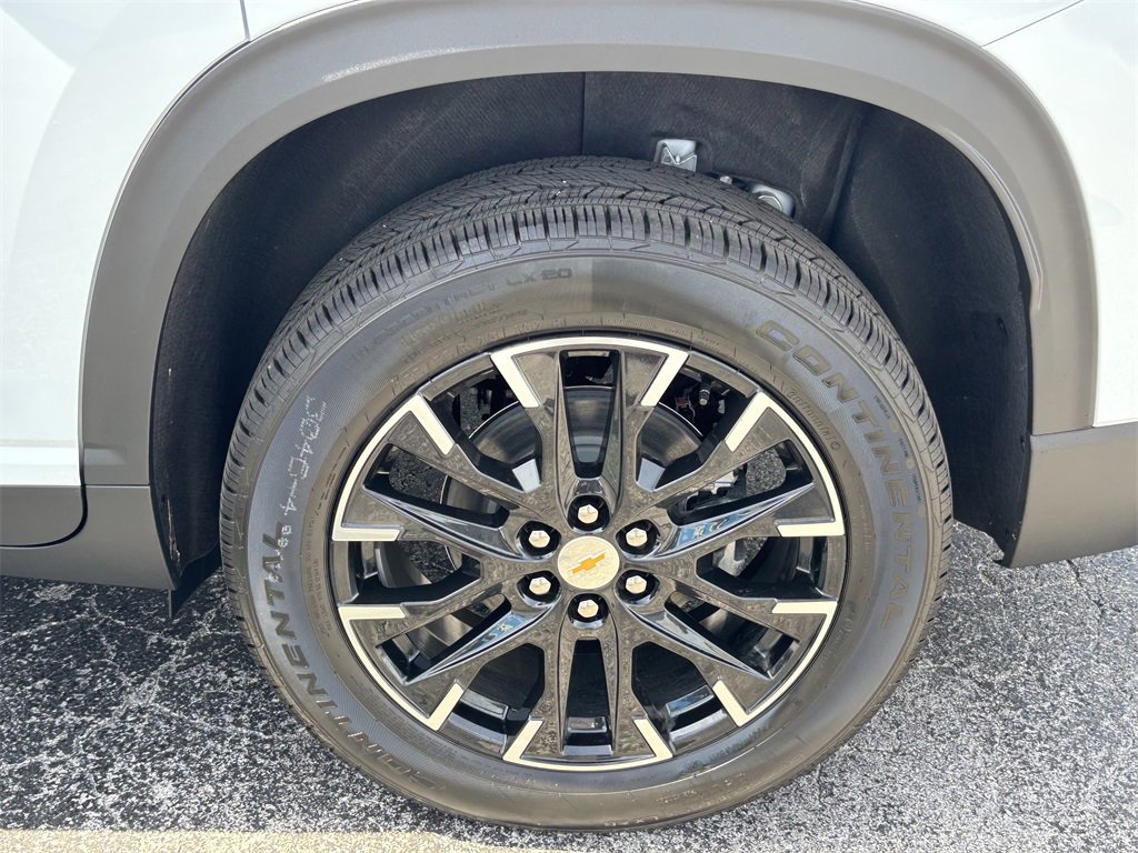 2026 Chevrolet Traverse photo 7