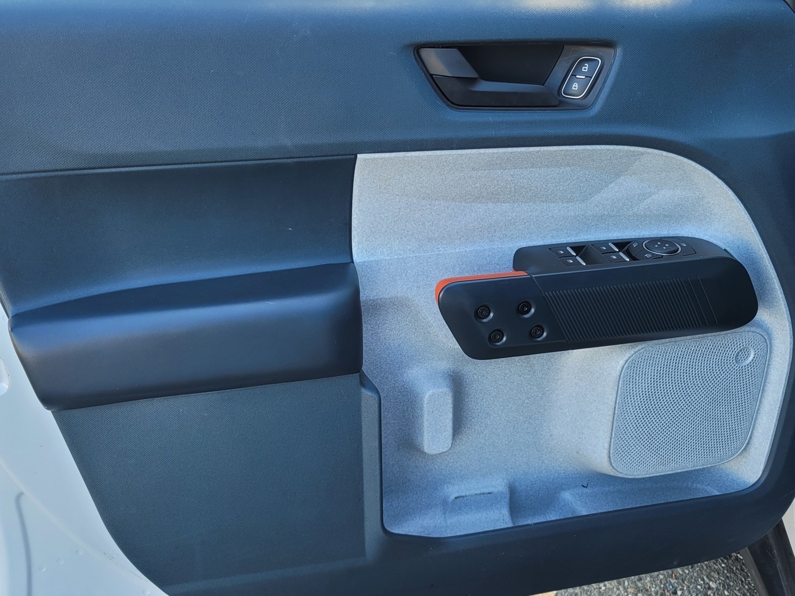 2023 Ford Maverick XLT photo 16