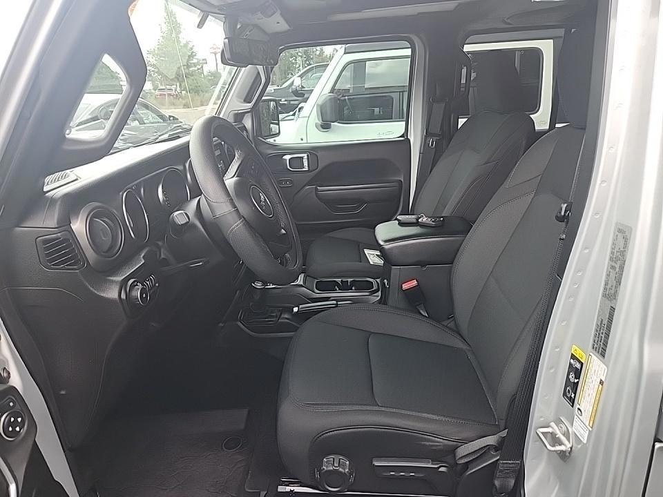 2022 Jeep Wrangler Unlimited Sport S photo 3