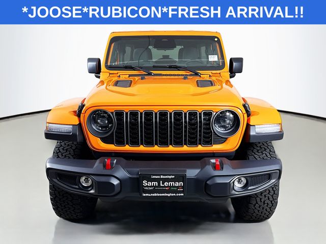 2025 Jeep Wrangler Rubicon photo 2
