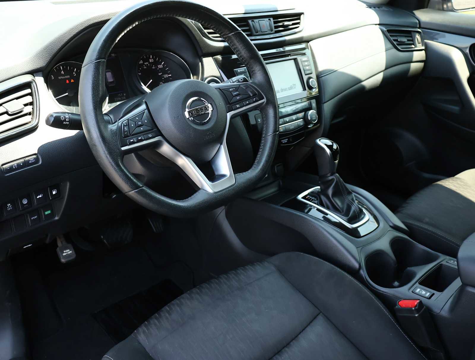 Used 2019 Nissan Rogue SV with VIN KNMAT2MTXKP528618 for sale in Joplin, MO