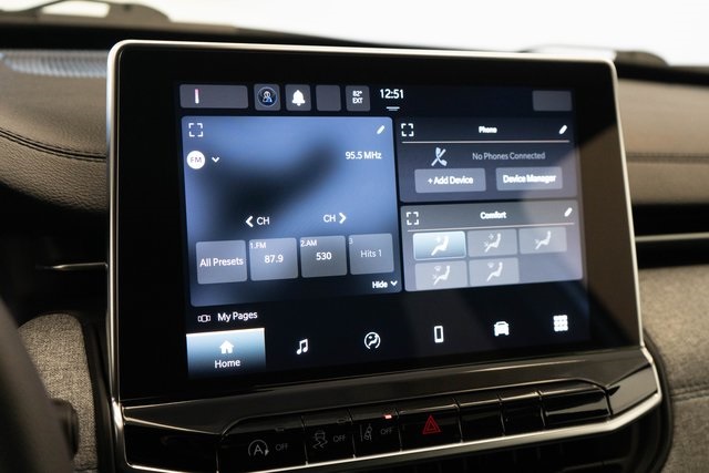 2023 Jeep Compass Sport photo 4