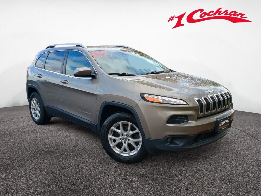 2017 Jeep Cherokee Latitude's photo