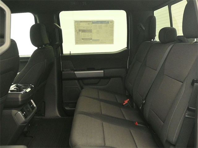 2025 Ford F-150 XLT photo 9