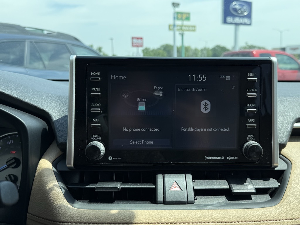 2020 Toyota RAV4 Hybrid XLE photo 21
