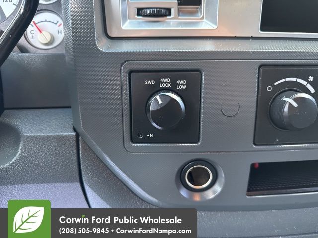 2007 Dodge Ram SLT photo 20