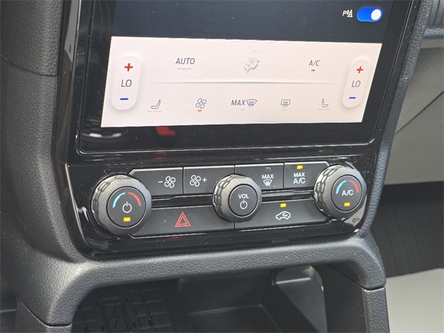 2025 Ford Ranger XLT photo 13