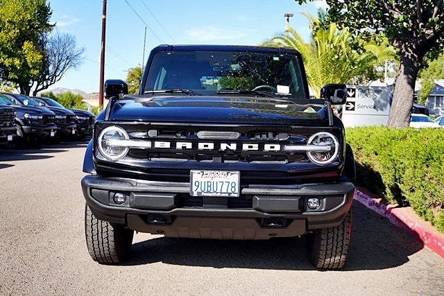 Used 2025 Black Ford Outer Banks image 4