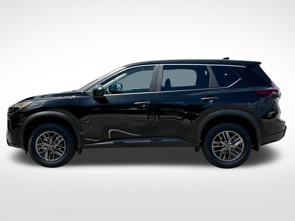 2025 Nissan Rogue S photo 3