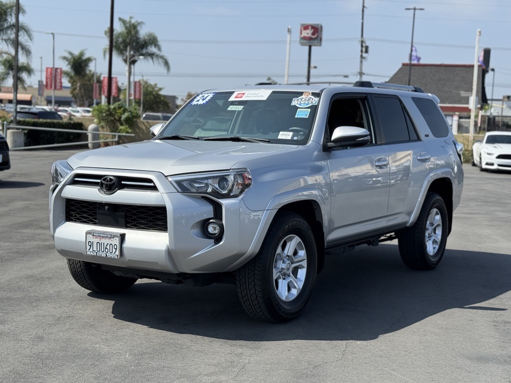 2024 Toyota 4Runner SR5 Premium photo 3