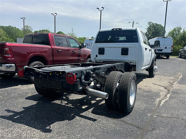 2025 Ram 5500 Tradesman photo 8