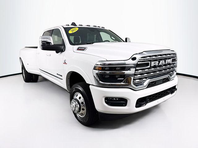 2026 RAM Ram 3500 Pickup Limited's photo