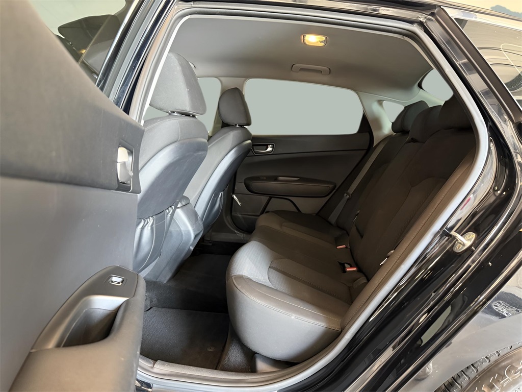 2018 Kia Optima LX photo 14