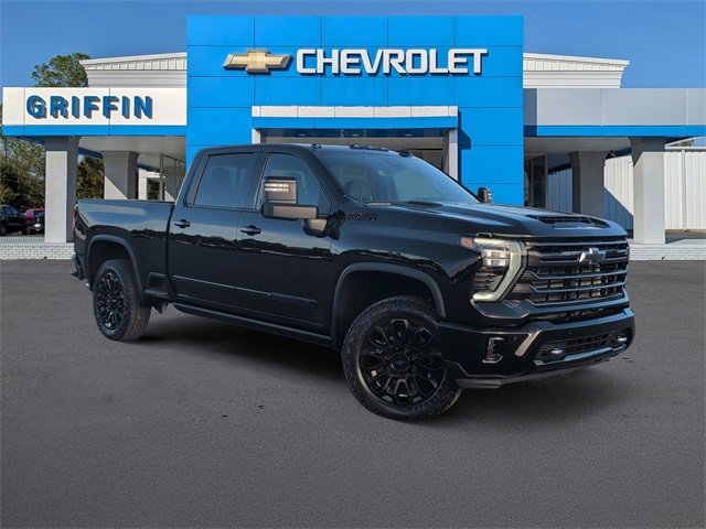 2026 Chevrolet Silverado 2500HD High Country's photo