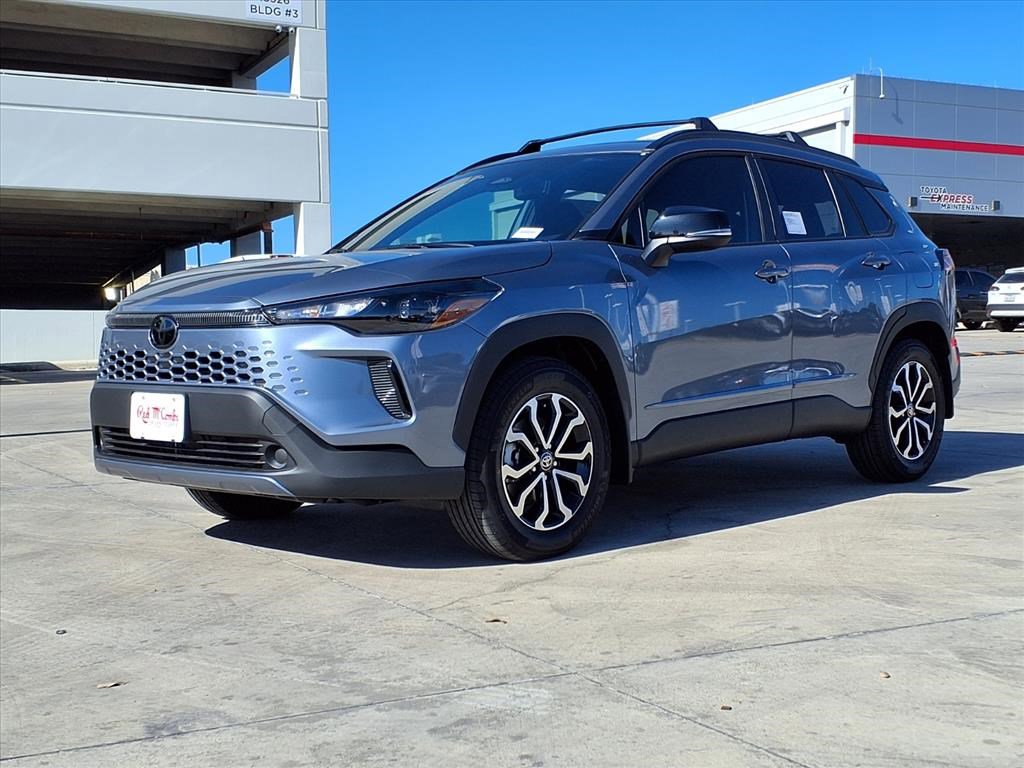 2026 Toyota Corolla Cross SE's photo