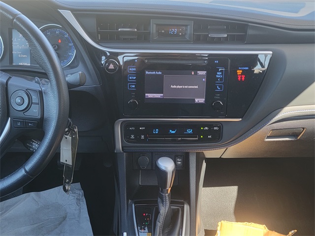 2018 Toyota Corolla SE photo 22