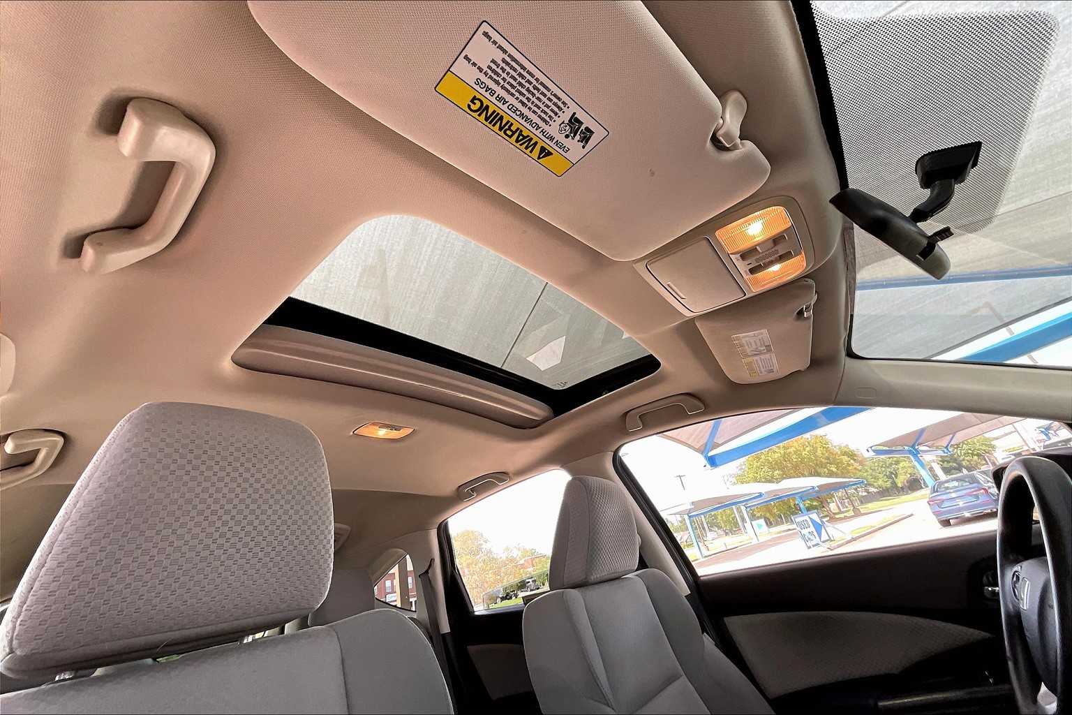 2016 Honda CR-V EX photo 12