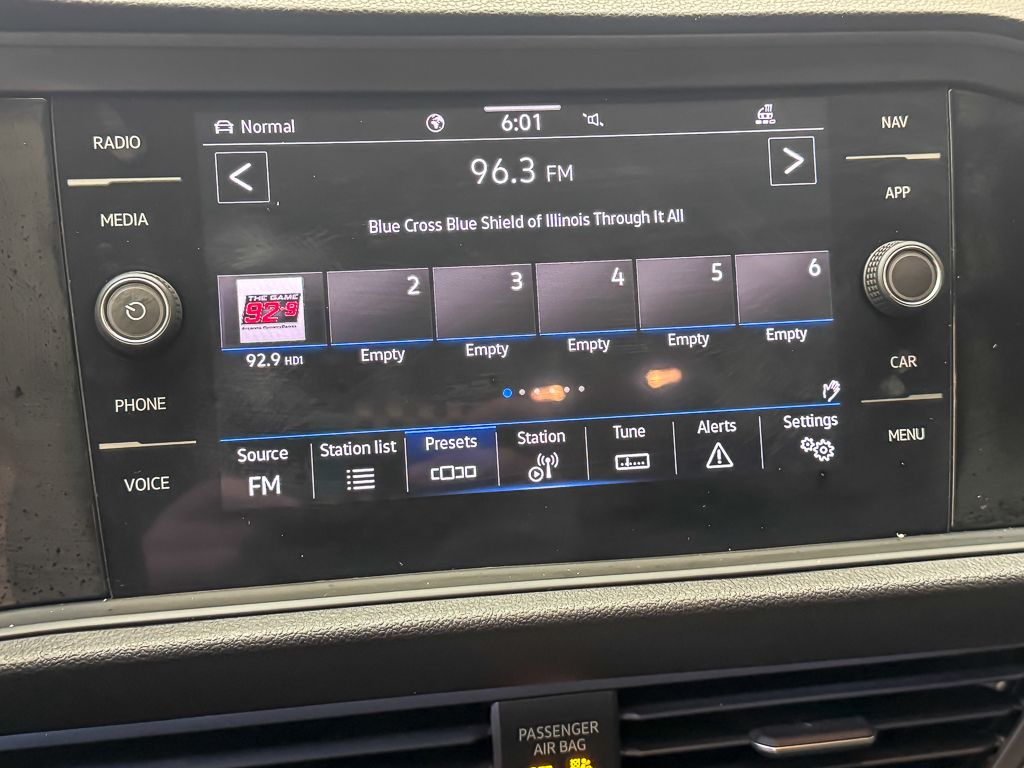 2021 VOLKSWAGEN JETTA - Image 18