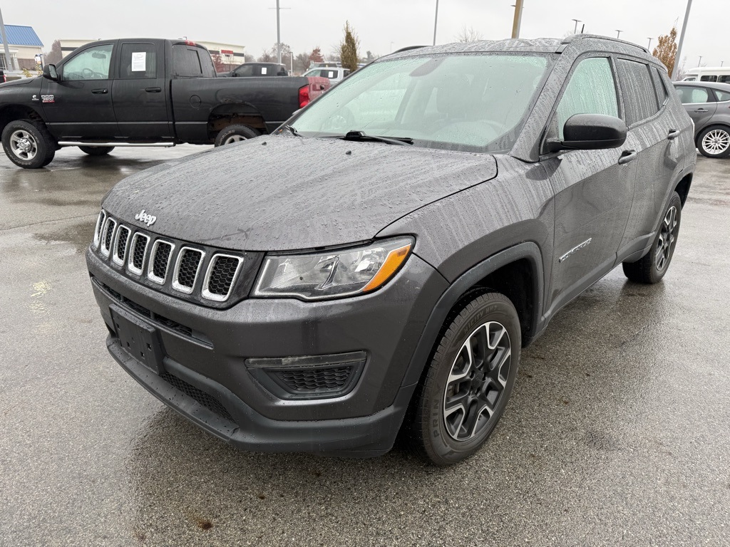 2018 Jeep Compass Sport photo 2