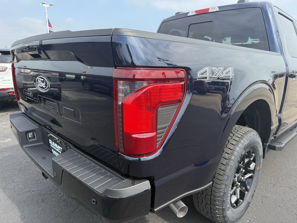 2025 Ford F-150 XLT photo 28