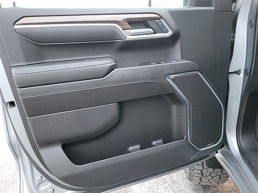 2025 CHEVROLET SILVERADO - Image 22