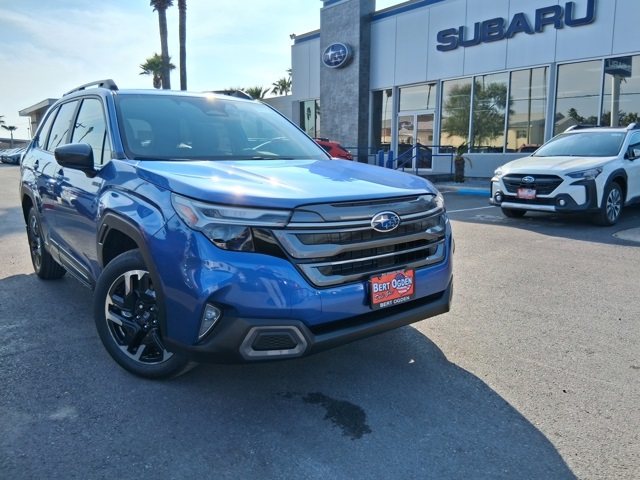 2025 Subaru Forester Limited's photo