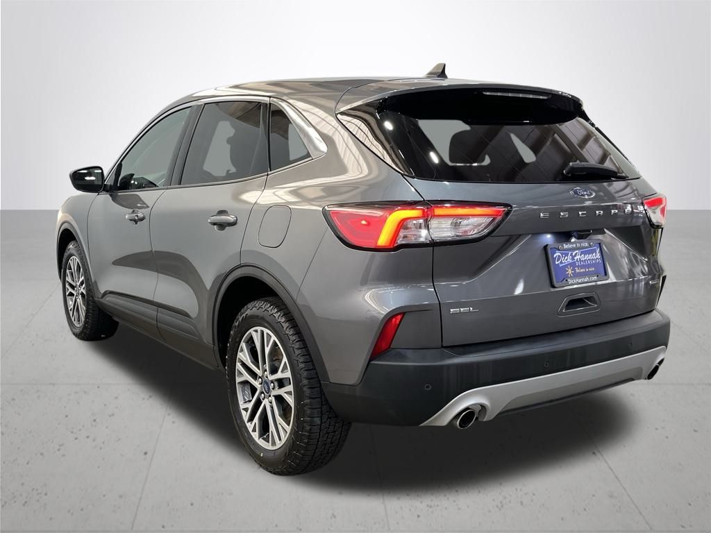 2022 Ford Escape Hybrid SEL photo 12