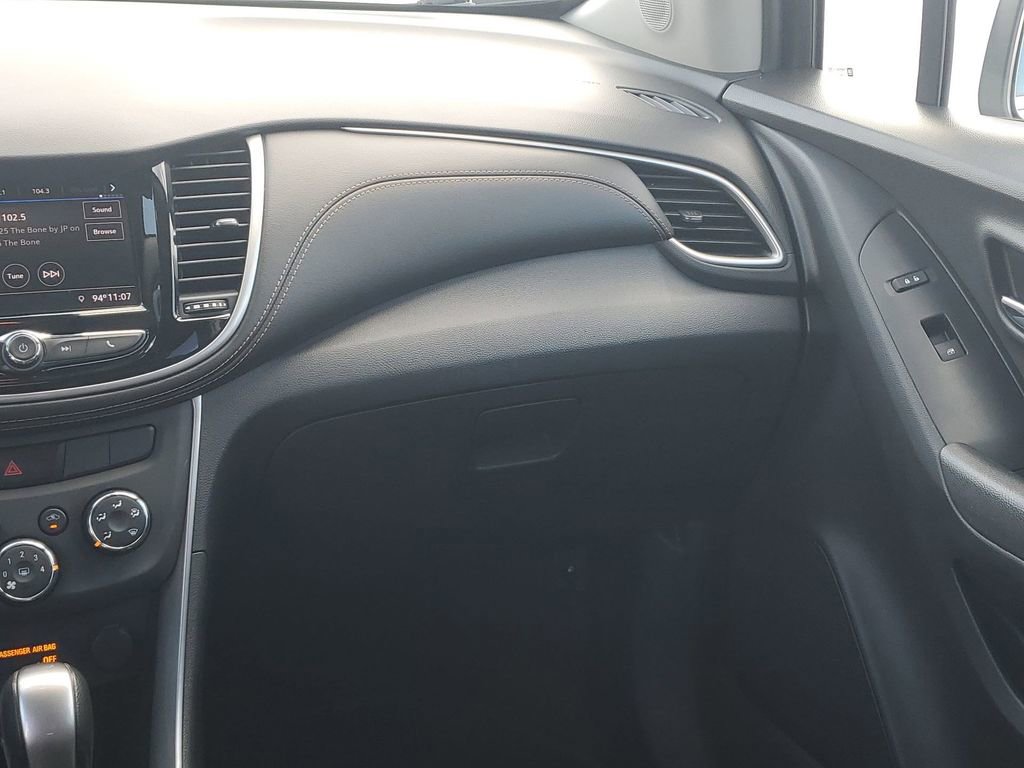 2020 Chevrolet Trax LT photo 25