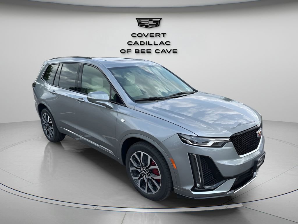 2025 Cadillac XT6 Sport photo 2