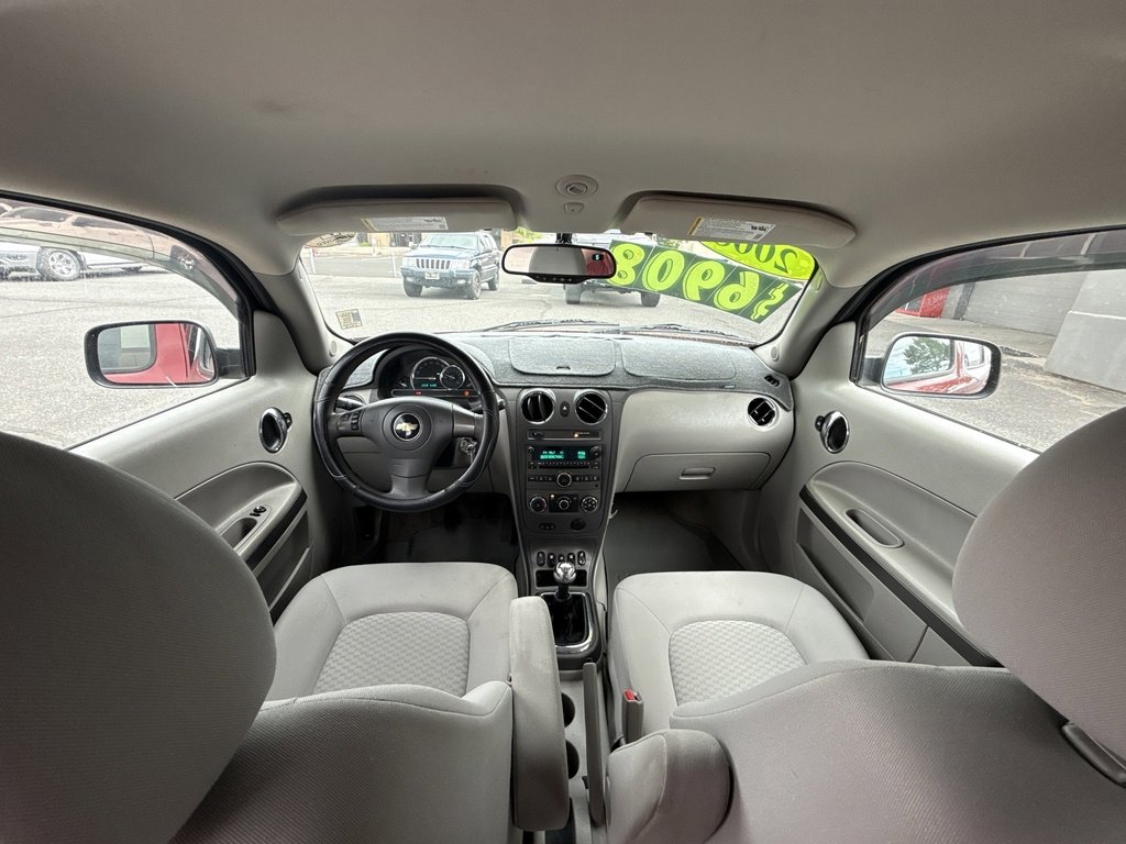 2008 Chevrolet HHR LS photo 17