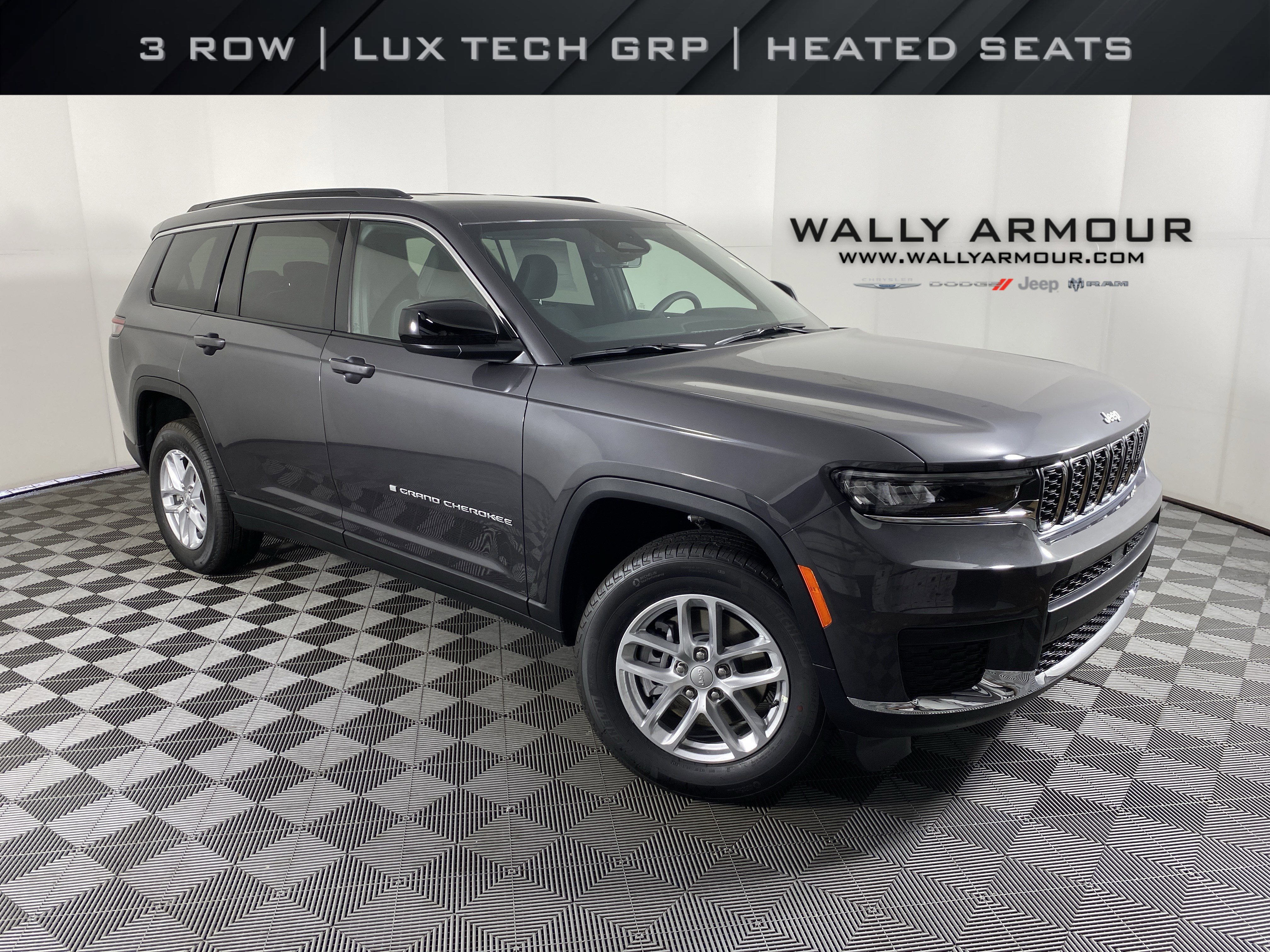 2025 Jeep Grand Cherokee L Laredo's photo