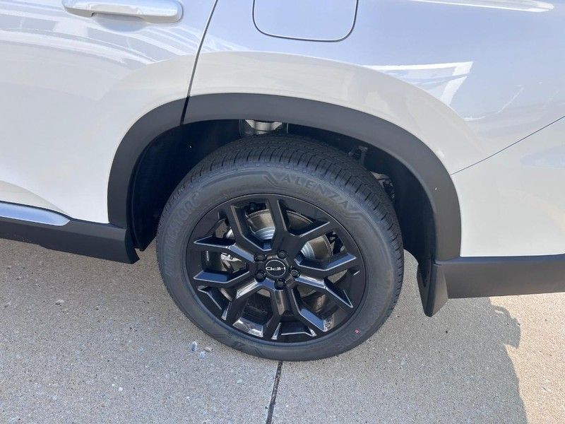 2025 Honda Pilot Touring photo 4