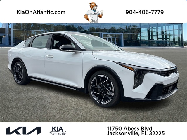 2025 Kia K4 GT-Line's photo