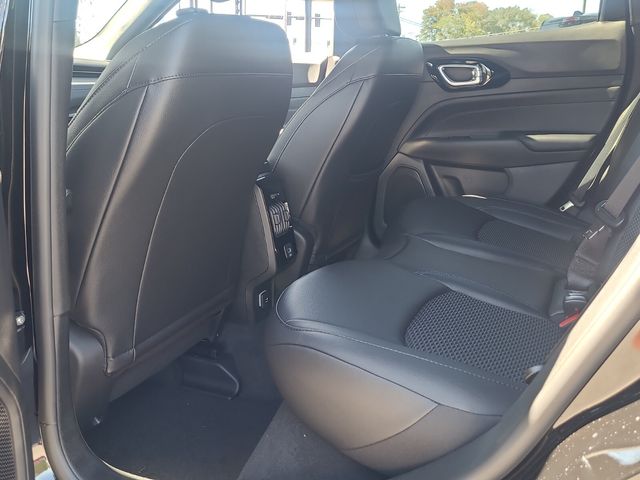 2026 Jeep Compass Latitude photo 6