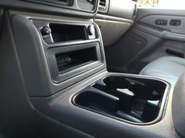 2005 Chevrolet Tahoe LT photo 30