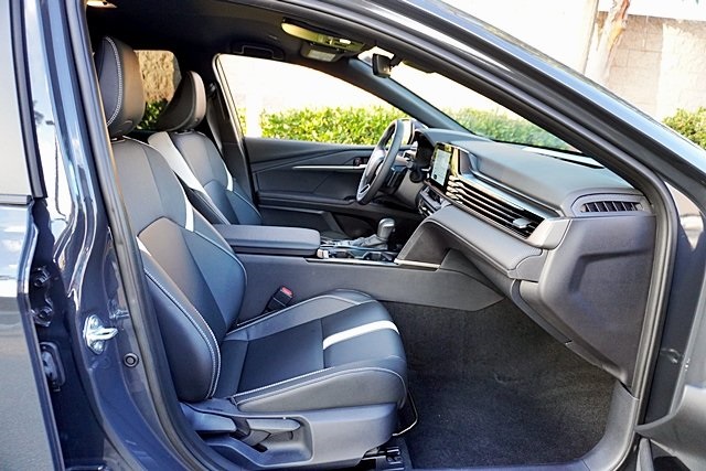 Used 2025 Black Toyota SE image 11