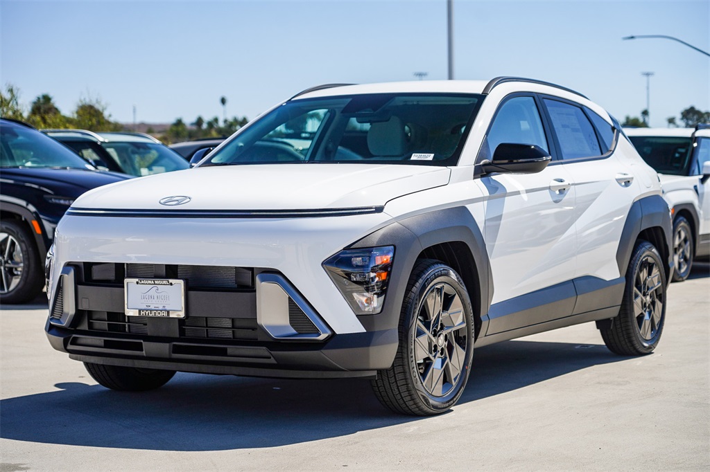 2026 Hyundai Kona SEL photo 3